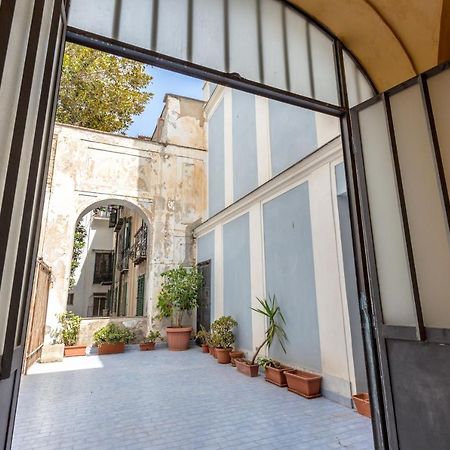 Dietro San Domenico Apartment Palermo Bagian luar foto