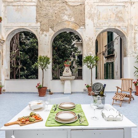 Dietro San Domenico Apartment Palermo Bagian luar foto